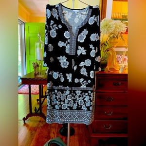 JJill NWT never worn black/white print dressSIZE